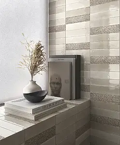 Background tile, Color beige, Glazed porcelain stoneware, 6x25 cm, Finish glossy