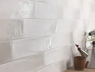 Background tile, Effect unicolor, Color white, Glazed porcelain stoneware, 7.5x30 cm, Finish semi-gloss