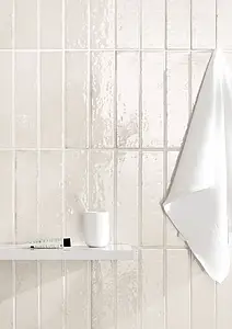 Background tile, Effect unicolor, Color white, Glazed porcelain stoneware, 7.5x30 cm, Finish glossy
