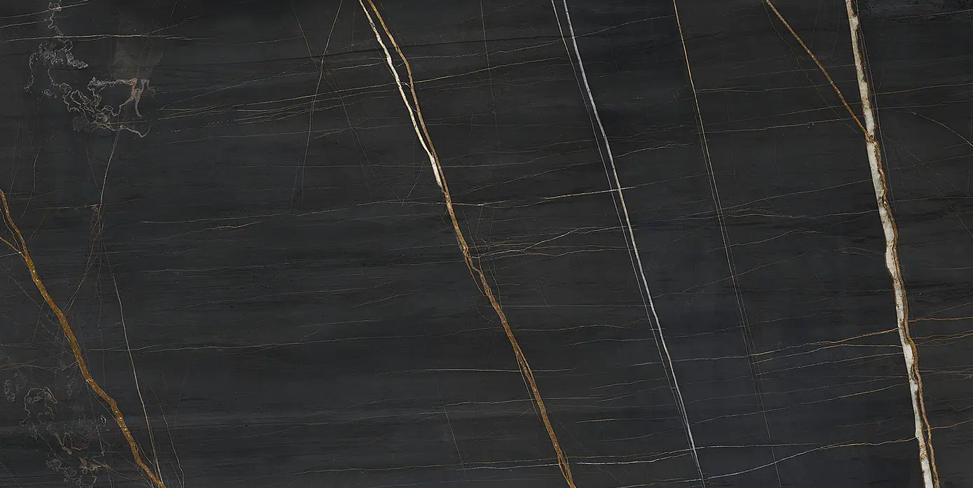 184674_St.LaurentMatt Sichenia Mus_eum