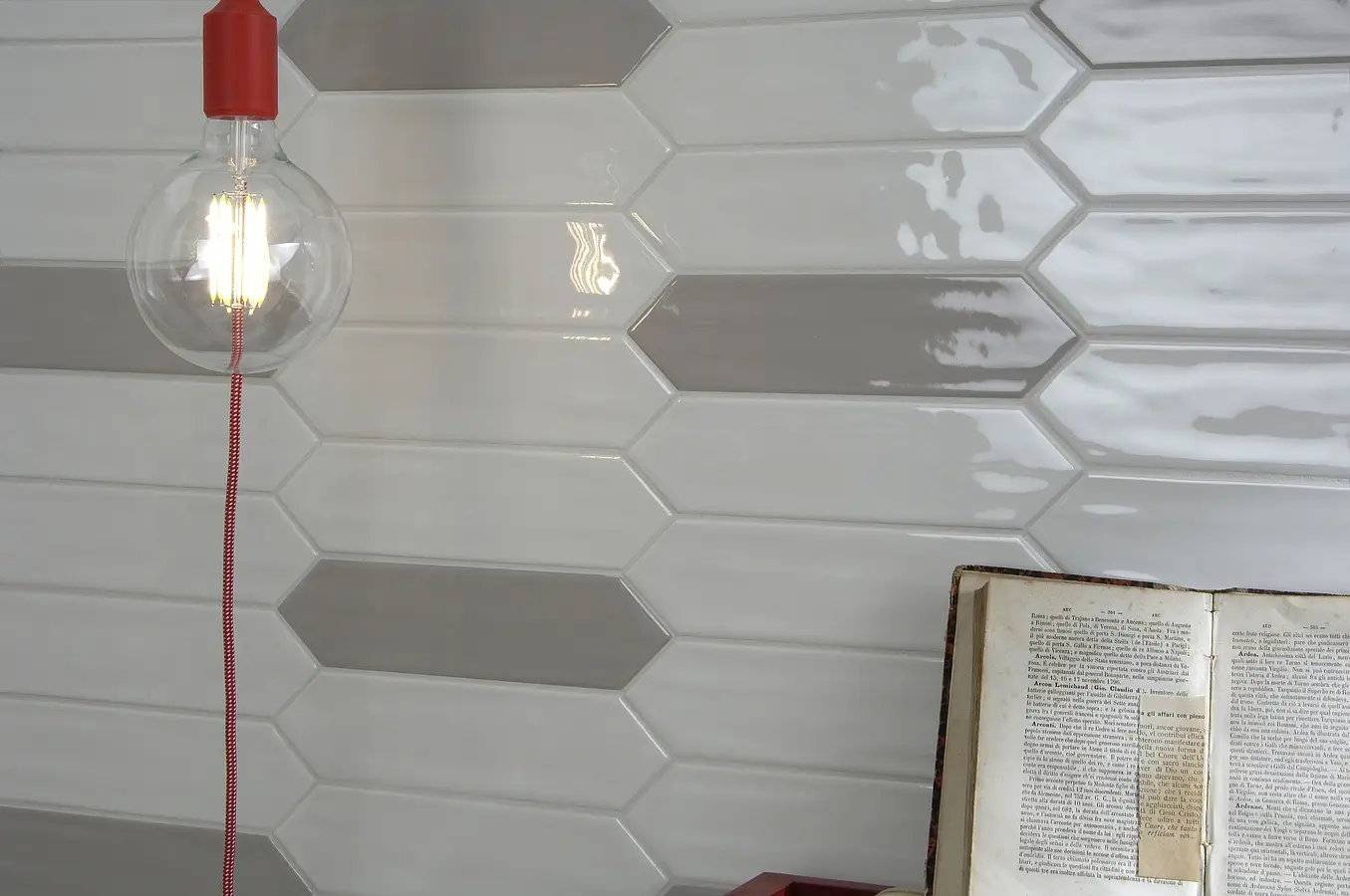 Background tile, Effect unicolor, Color beige, Ceramics, 7x28 cm, Finish glossy