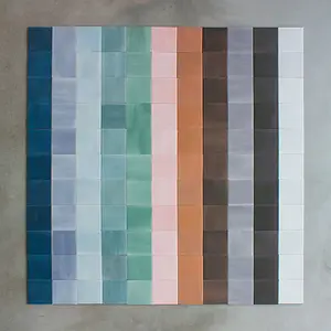 Bakgrunnsflis, Effekt ensfarget, Farge himmelblå, Glasert porselenssteintøy, 11.5x11.5 cm, Overflate sklisikker