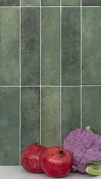 Bakgrundskakel, Färg grön, Glaserad granitkeramik, 7x28 cm, Yta matt