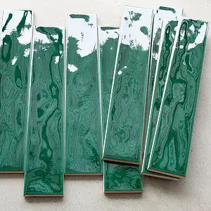 Piastrella di fondo, Effetto left_menu_crackleur , Colore verde, Ceramica, 7x40 cm, Superficie lucida