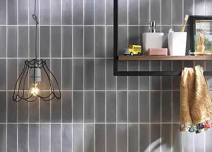 Background tile, Effect brick, Color grey, Glazed porcelain stoneware, 5x15 cm, Finish antislip