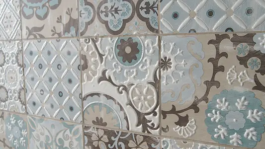Basistegels, Geglazuurde porseleinen steengoed, 15x15 cm, Oppervlak antislip