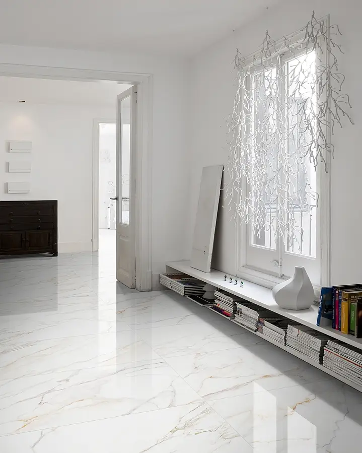 Background tile, Effect other marbles, Color white, Glazed porcelain stoneware, 60x120 cm, Finish polished