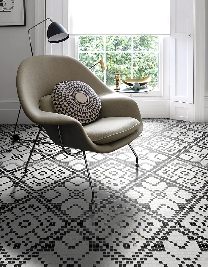 Mosaic tile, Effect other marbles, Color black & white, Glazed porcelain stoneware, 30x30 cm, Finish polished