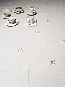 Decorative piece, Effect unicolor, Color white, Style handmade, Glazed porcelain stoneware, 4.5x4.5 cm, Finish matte